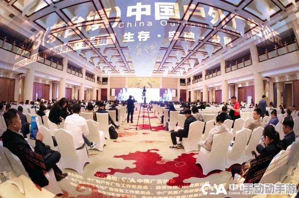 剑侠情缘新纪元：自动托管便捷升级，天山之巅PK绝技全解析与手动操作精髓指南