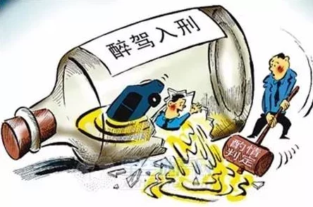 骚年忽悠老头被爆匊，警方介入调查并揭露更多内幕细节引发社会关注