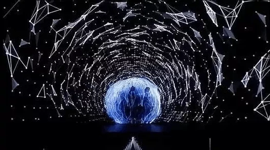 麻花星空mv天美：这是一部结合了视觉艺术与音乐的作品，展现了梦幻般的星空场景和动人的旋律，带给观众独特的视听体验