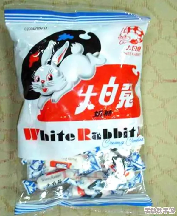 老师的大白兔真好玩啊——认识大白兔糖的历史、文化背景以及在中国零食中的独特地位和对年轻人的影响