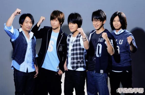 色婷婷五月天：传闻五月天乐队成员与知名女星私交甚密，引发热议