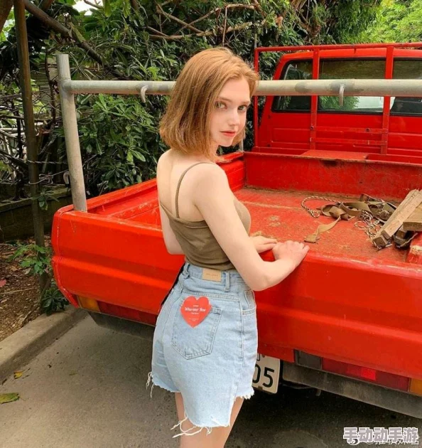 网曝稀缺小U女,网友热议这一新兴模特群体的独特魅力与市场需求,引发时尚界关注与讨论 网曝稀缺小U女,网友热议这一新兴模特群体的独特魅力与市场需求,引发时尚界关注与讨论