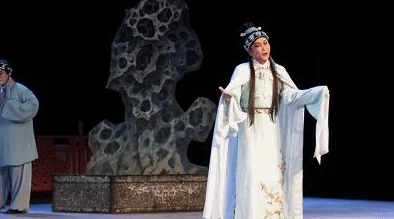 37大但人文company大都市的爱情法 37大但人文company大都市的爱情法