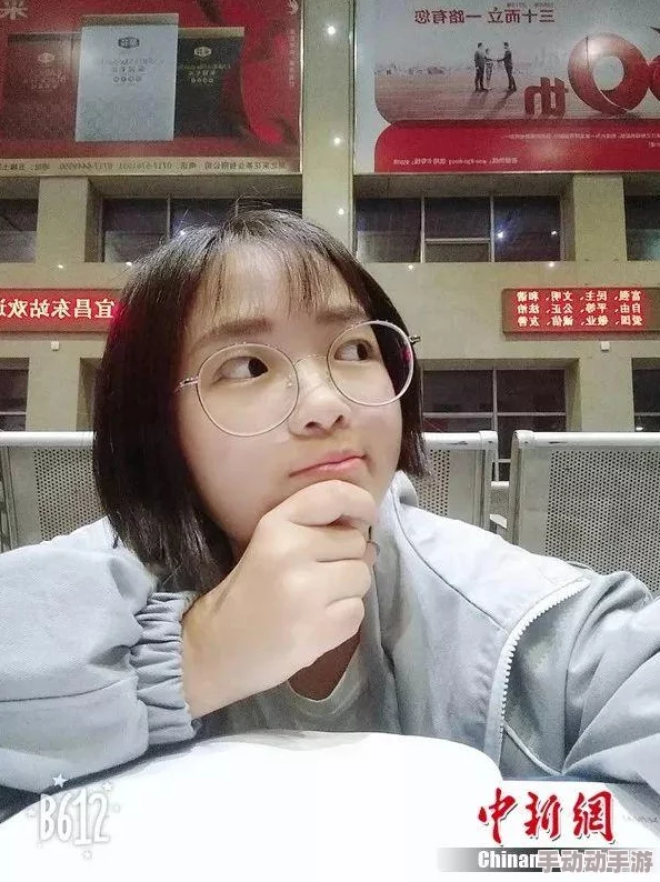 厨房将她双腿分得更开电影该片因其大胆的表现手法和情感深度而备受关注 厨房将她双腿分得更开电影该片因其大胆的表现手法和情感深度而备受关注