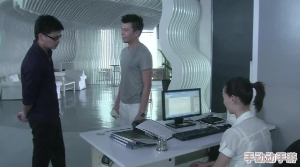 男生和女生搞机男生女生一起参加科技展览,展示最新的智能设备和创新项目 男生和女生搞机男生女生一起参加科技展览,展示最新的智能设备和创新项目