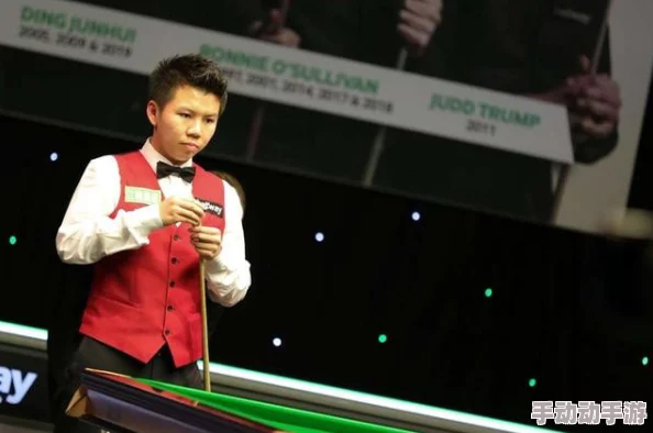 国摸私拍2017无水印套2023斯诺克英锦赛资格赛周跃龙VS伊恩·伯恩斯勇攀高峰展现拼搏精神 国摸私拍2017无水印套2023斯诺克英锦赛资格赛周跃龙VS伊恩·伯恩斯勇攀高峰展现拼搏精神