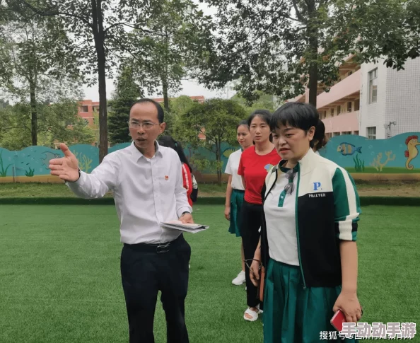 校园肉耽高h男男她的孩子在阳光下茁壮成长,未来充满希望与无限可能 校园肉耽高h男男她的孩子在阳光下茁壮成长,未来充满希望与无限可能