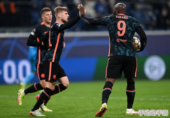 两洞齐插24_25赛季欧冠联赛阶段第4轮:费耶诺德vs萨尔茨堡红牛团结拼搏追逐梦想 两洞齐插24_25赛季欧冠联赛阶段第4轮:费耶诺德vs萨尔茨堡红牛团结拼搏追逐梦想