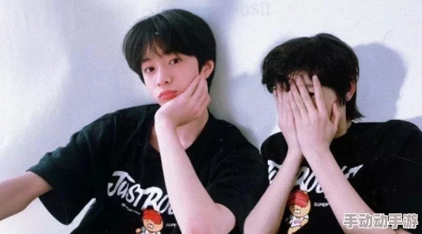 writeas冰块刘耀文宋亚轩两人关系更进一步暧昧气氛逐渐升温