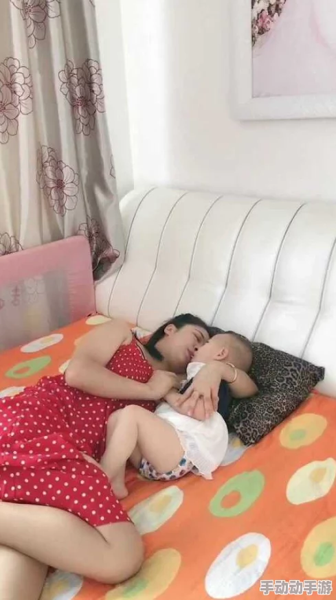 和小子疯狂爱爱的故事听说隔壁王阿姨的二侄子也牵扯其中了 和小子疯狂爱爱的故事听说隔壁王阿姨的二侄子也牵扯其中了