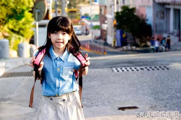 第十七章满足的小莹听说她最近和隔壁班的李哲走得很近两人经常一起在图书馆学习 第十七章满足的小莹听说她最近和隔壁班的李哲走得很近两人经常一起在图书馆学习