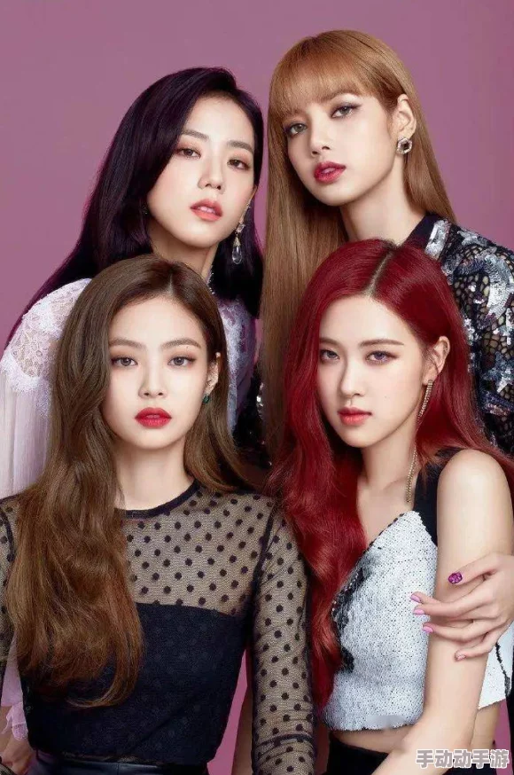 免下载性爱视频据传女主角是某网红酷似Lisa引发网友热议 免下载性爱视频据传女主角是某网红酷似Lisa引发网友热议