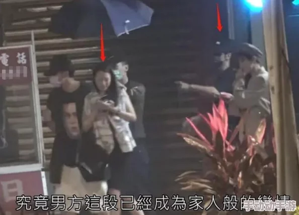 怪汉网如如123疑似与神秘富商深夜约会举止亲密共进晚餐 怪汉网如如123疑似与神秘富商深夜约会举止亲密共进晚餐