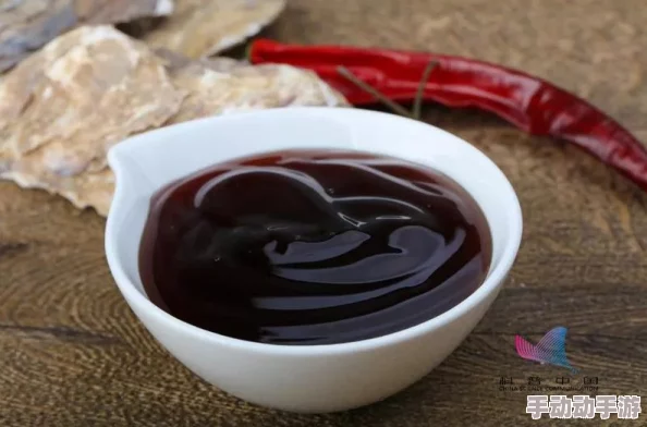 鱼露是什么东西是用小鱼虾腌制发酵的调味汁味道刺鼻有些人难以接受