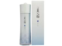 美女的胸大乳液含有激素等成分损害皮肤健康慎用 美女的胸大乳液含有激素等成分损害皮肤健康慎用