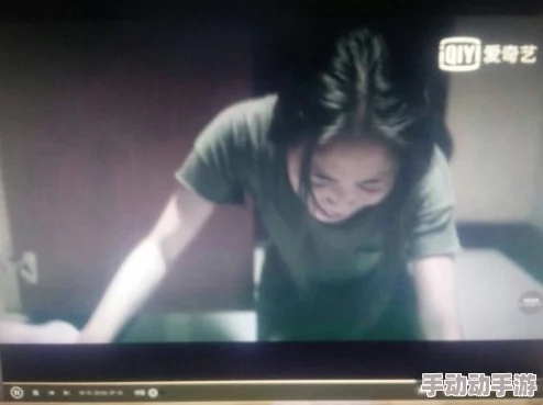 色娜娜精品视频在线播放画质模糊内容无聊浪费时间 色娜娜精品视频在线播放画质模糊内容无聊浪费时间