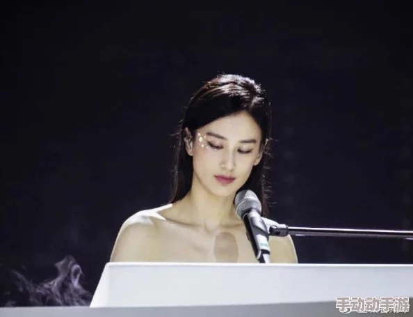 第1359章浴室股交黄圣依网传视频截图流出尺度惊人引发热议 第1359章浴室股交黄圣依网传视频截图流出尺度惊人引发热议