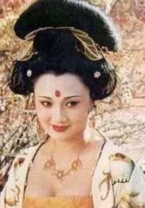 白居易长恨歌探讨唐玄宗与杨贵妃爱情悲剧及其对后世文化的影响 白居易长恨歌探讨唐玄宗与杨贵妃爱情悲剧及其对后世文化的影响