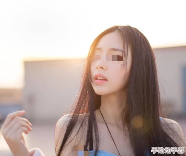 带跳蛋上课校花小美疑似操作失误竟发出嗡嗡声全班同学都听到了