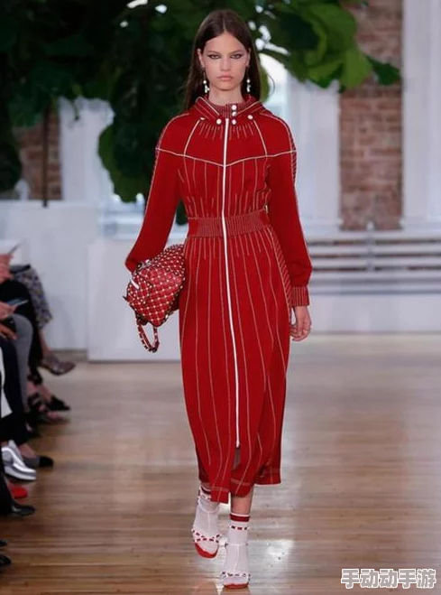 欧欧美2024春夏新款服饰发布融合多元文化元素打造时尚潮流