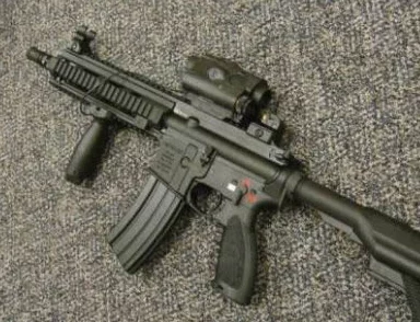 步枪王者解析:少女咖啡枪红蝎双尾全面属性介绍 步枪王者解析:少女咖啡枪红蝎双尾全面属性介绍