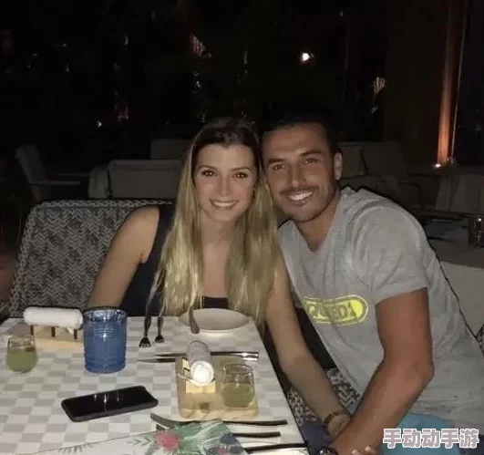 昨晚和两个男人做真爽为什么激情四射活力满满为何让人兴奋不已