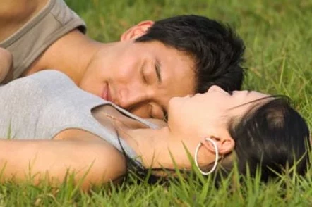 为什么《少妇2做爰伦理潘金莲》因禁忌话题与情色描写引发好奇与争议为何如此受欢迎