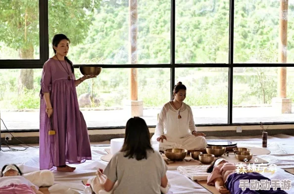 迷人女教师精油按摩2025疗愈盛会元宇宙芳疗AR体验