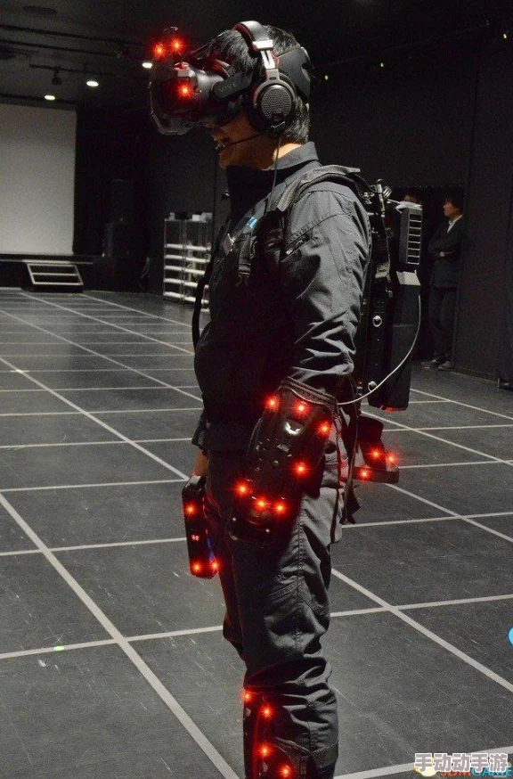 男受被各种道具调教小说2025赛博朋克虚拟现实沉浸式体验