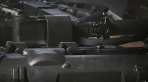 暗区突围前期怎么玩才能快速上手？